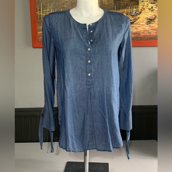 LOFT Tops - Loft Blouse SZ - M